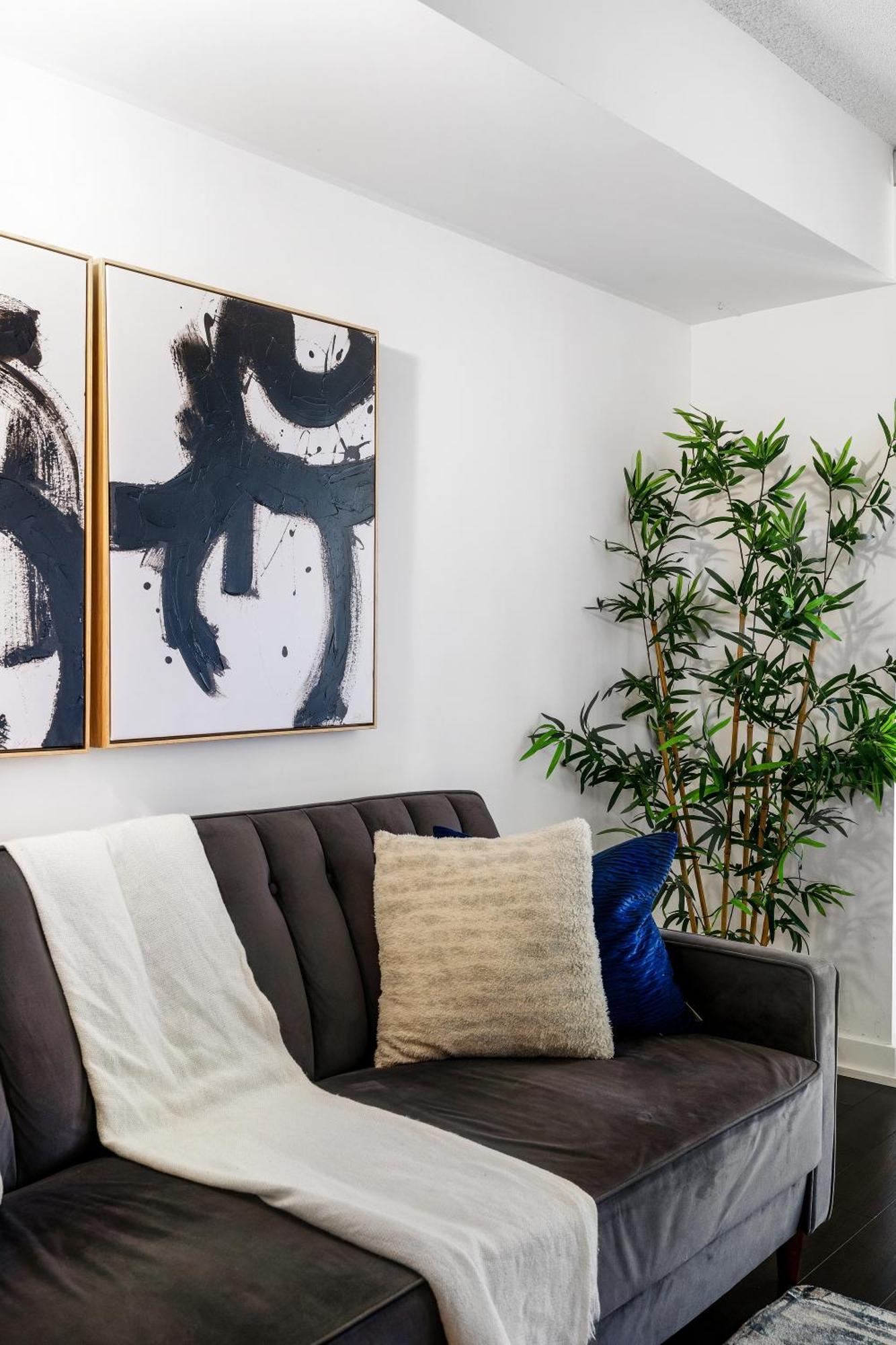 Exquisite Condos By Cn Tower With Parking Toronto Bagian luar foto